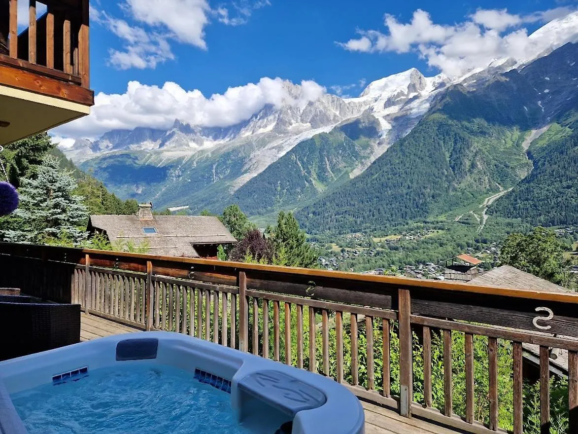 Chalet Serena - Luxury 7 Bedroom Chalet, Pool & Spa From The Hideaway Les Houches