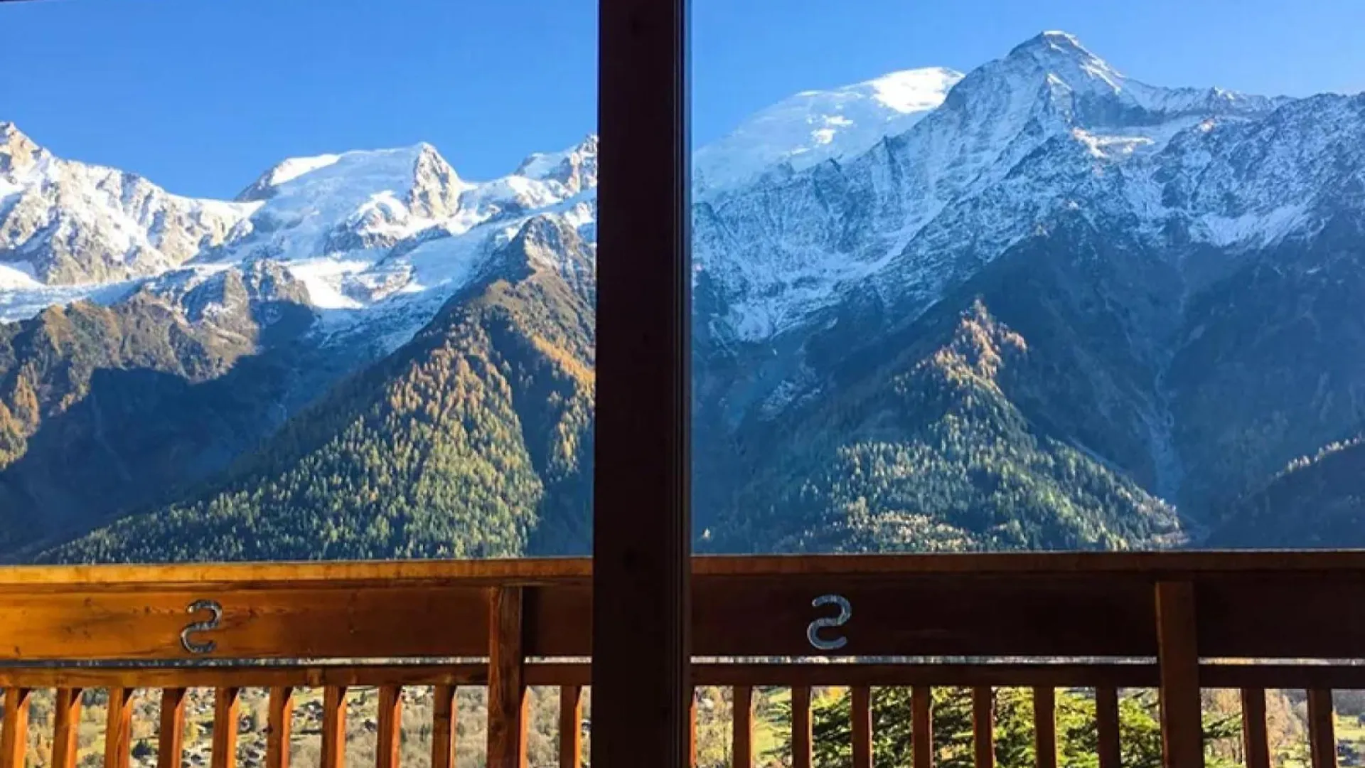 Chalet Serena - Luxury 7 Bedroom Chalet, Pool & Spa From The Hideaway Les Houches