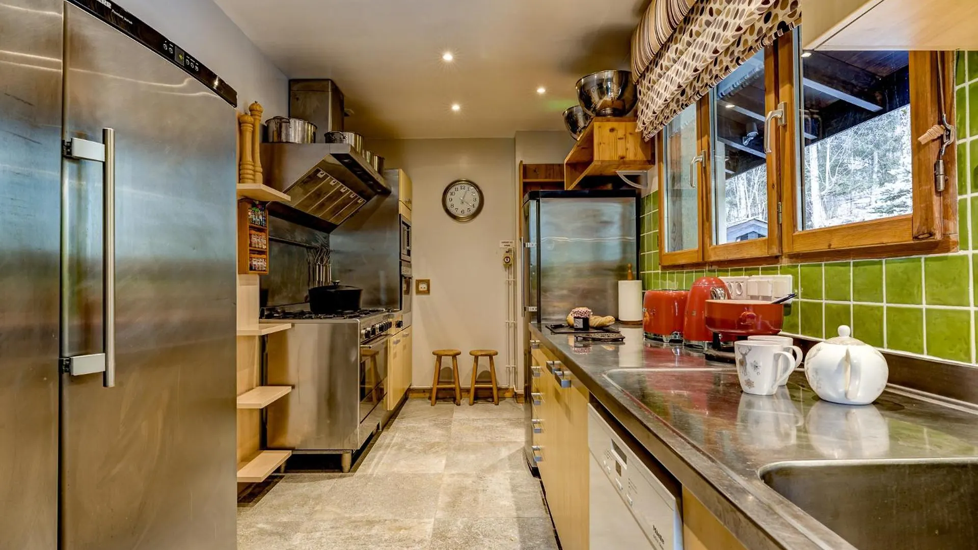 Chalet Serena - Luxury 7 Bedroom Chalet, Pool & Spa From The Hideaway Les Houches France