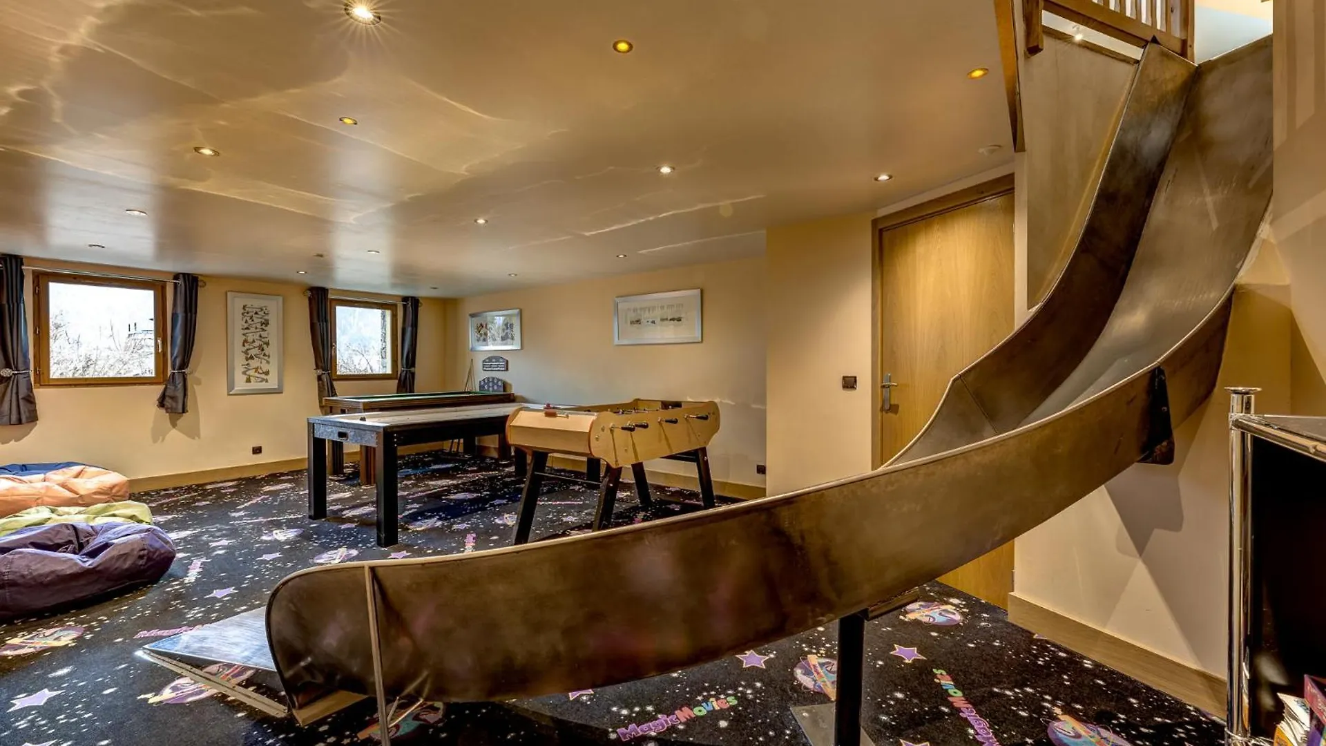Chalet Serena - Luxury 7 Bedroom Chalet, Pool & Spa From The Hideaway Les Houches France
